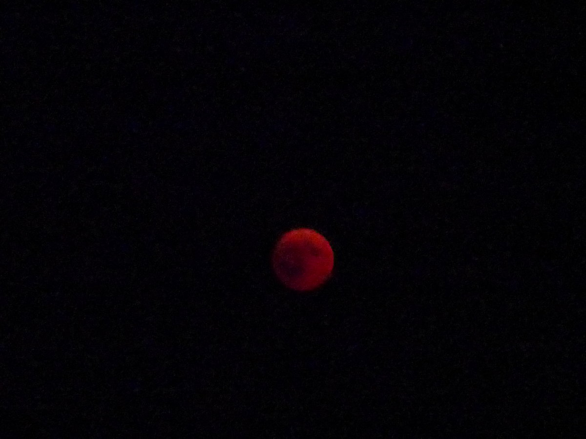 (195'215) - Die Mondfinsternis am 27. Juli 2018 von Thun-Lerchenfeld aus