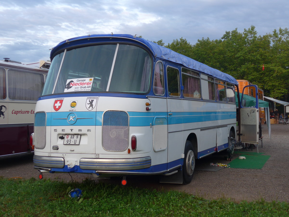 (195'926) - Niederer, Grub - AR 93 U - Setra am 17. August 2018 in Wettingen, Zirkuswiese