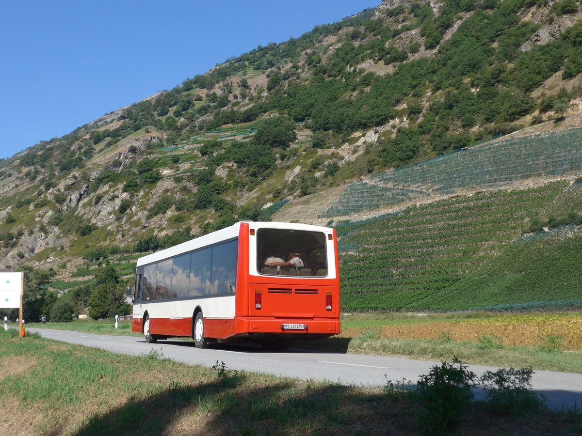 (196'036) - Ruffiner, Turtmann - VS 432'185 - Volvo/Berkhof (ex VR La Chaux-de-Fonds Nr. 93) am 19. August 2018 in Gampel, Open-Air