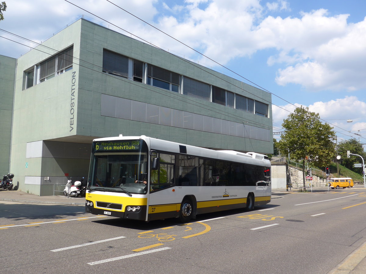 (196'140) - VBSH Schaffhausen - Nr. 27/SH 38'027 - Volvo am 20. August 2018 beim Bahnhof Schaffhausen