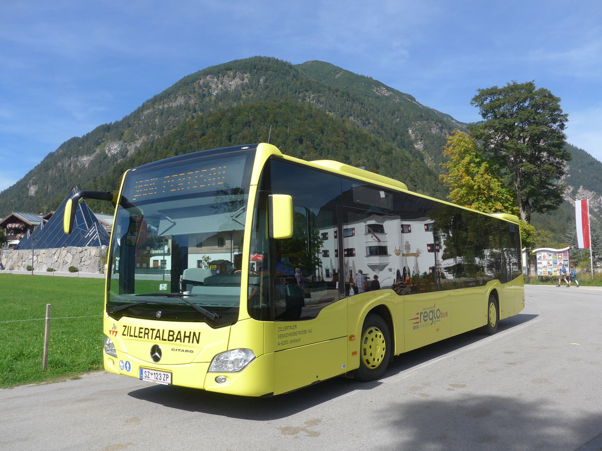 (196'787) - ZVB Jenbach - SZ 123 ZP - Mercedes am 11. September 2018 in Pertisau, Bootshaus