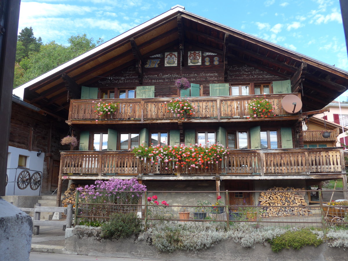 (197'929) - Altes Haus von 1788 am 23. September 2018 in Leysin