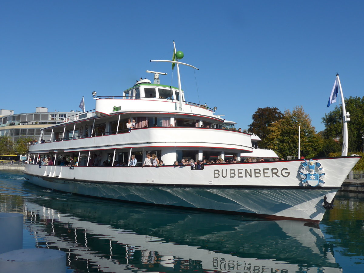 (198'260) - Motorschiff Bubenberg am 14. Oktober 2018 an der Schiffl�ndte Thun