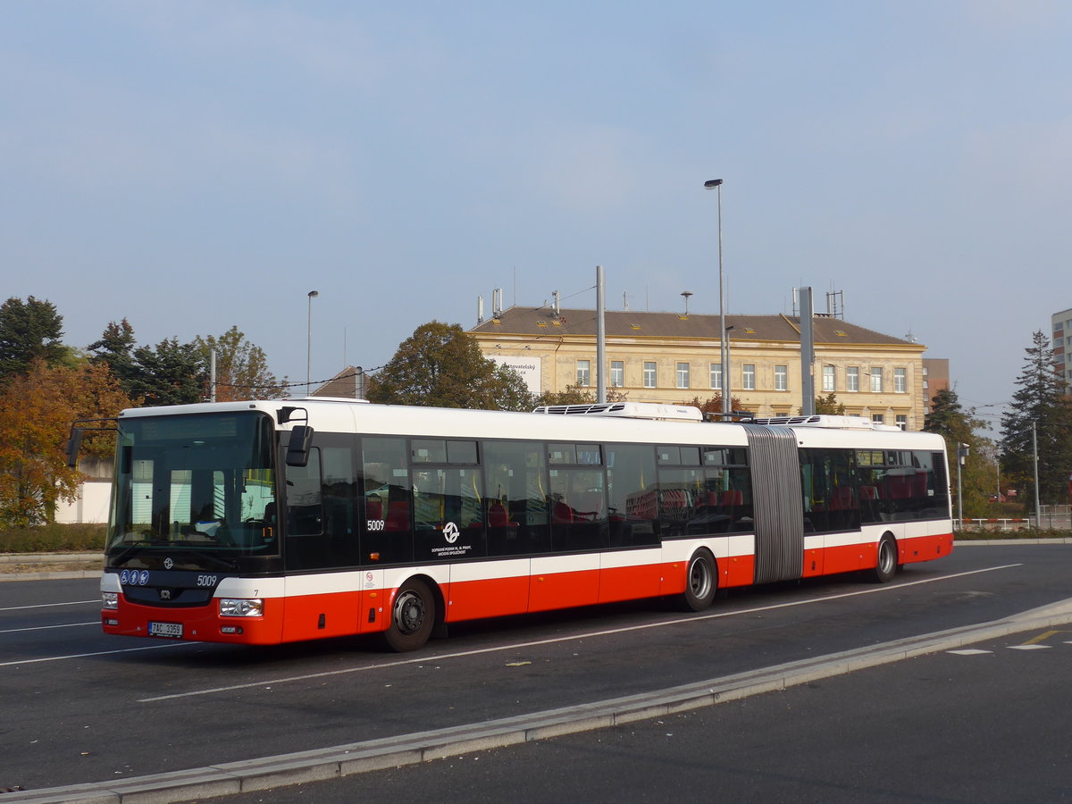 (198'532) - DPP Praha - Nr. 5009/7AC 3359 - SOR am 19. Oktober 2018 in Praha, Ndraz Veleslavn