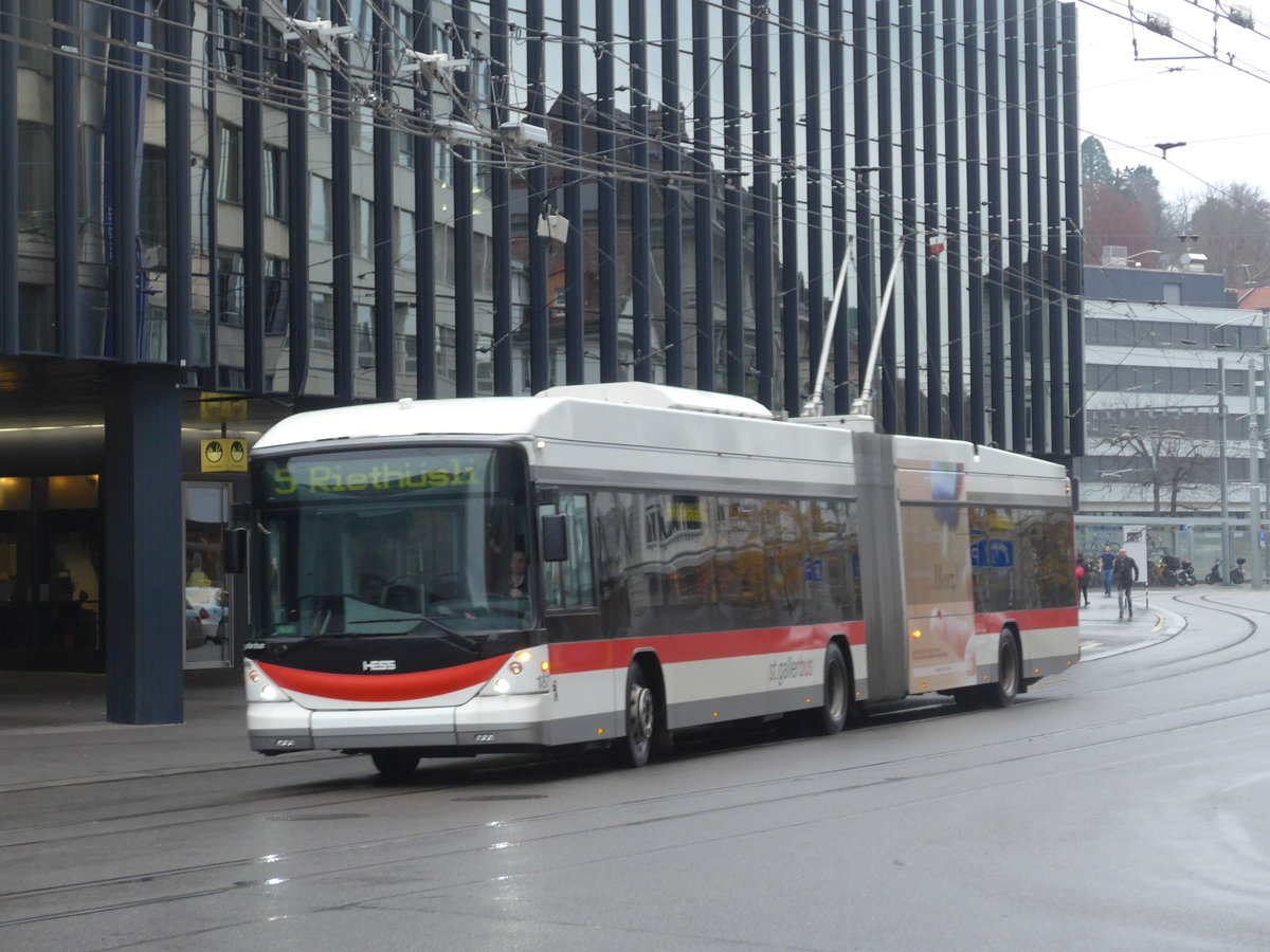 (199'478) - St. Gallerbus, St. Gallen - Nr. 187 - Hess/Hess Gelenktrolleybus am 24. November 2018 beim Bahnhof St. Gallen