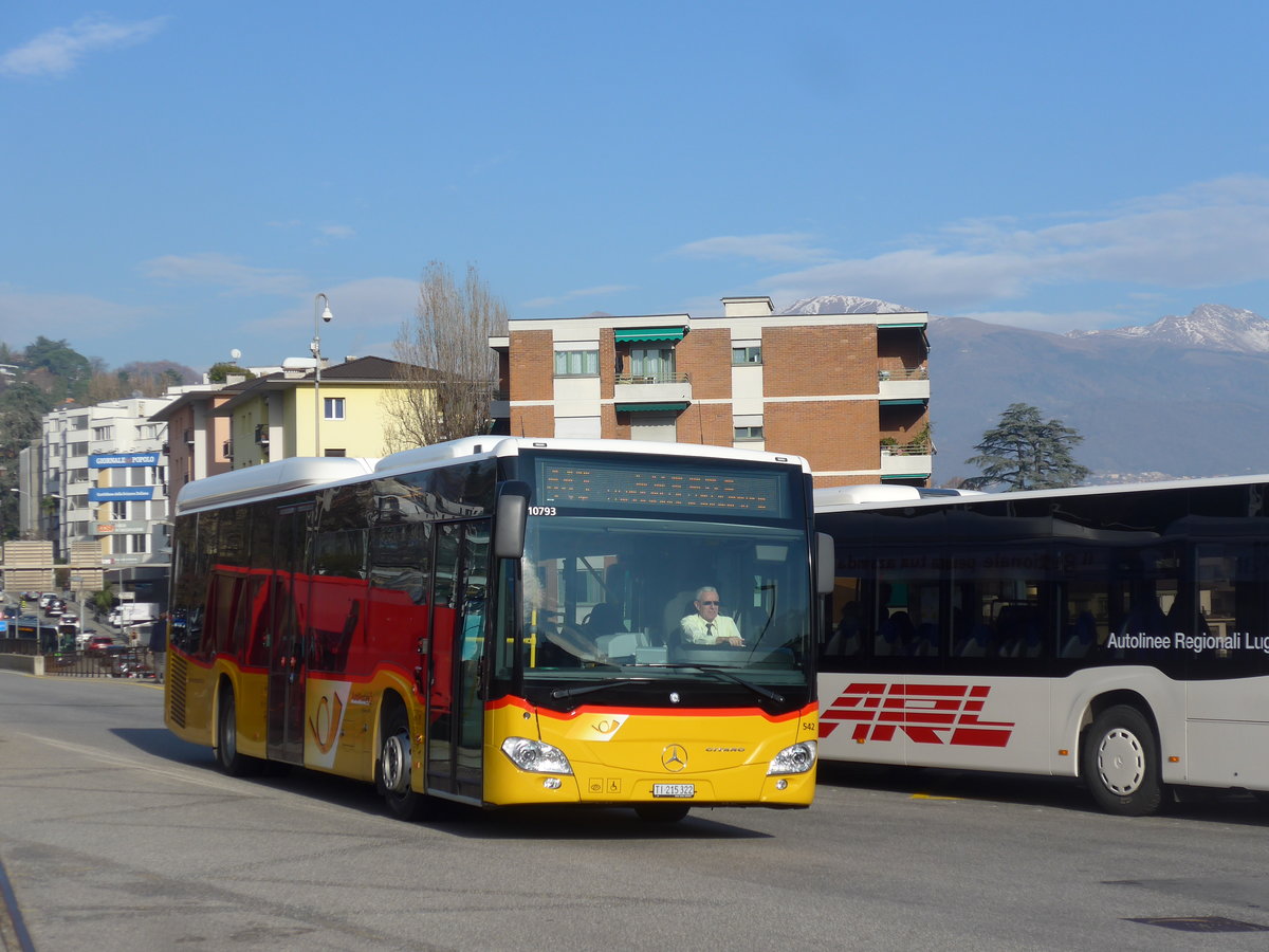 (199'747) - AutoPostale Ticino - Nr. 542/TI 215'322 - Mercedes am 7. Dezember 2018 beim Bahnhof Lugano