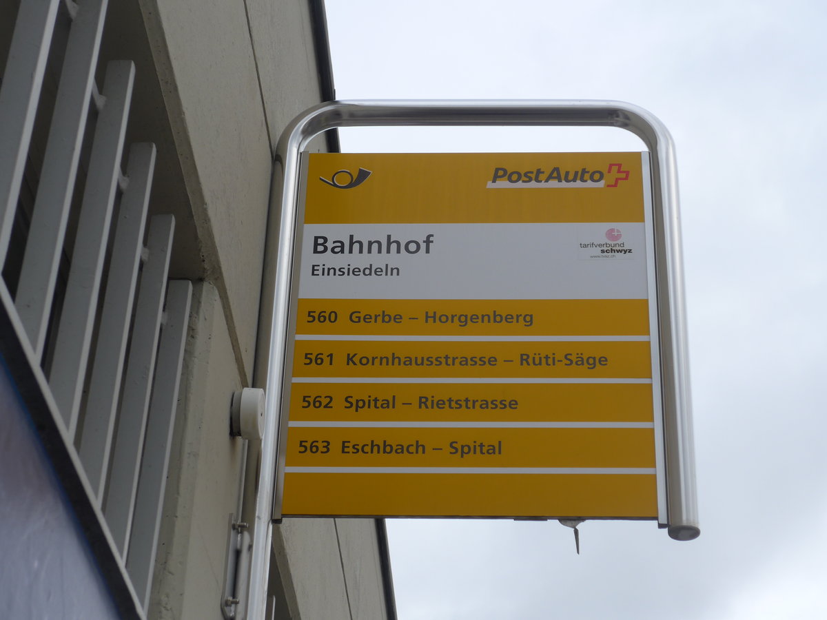 (199'805) - PostAuto-Haltestelle - Einsiedeln, Bahnhof - am 8. Dezember 2018