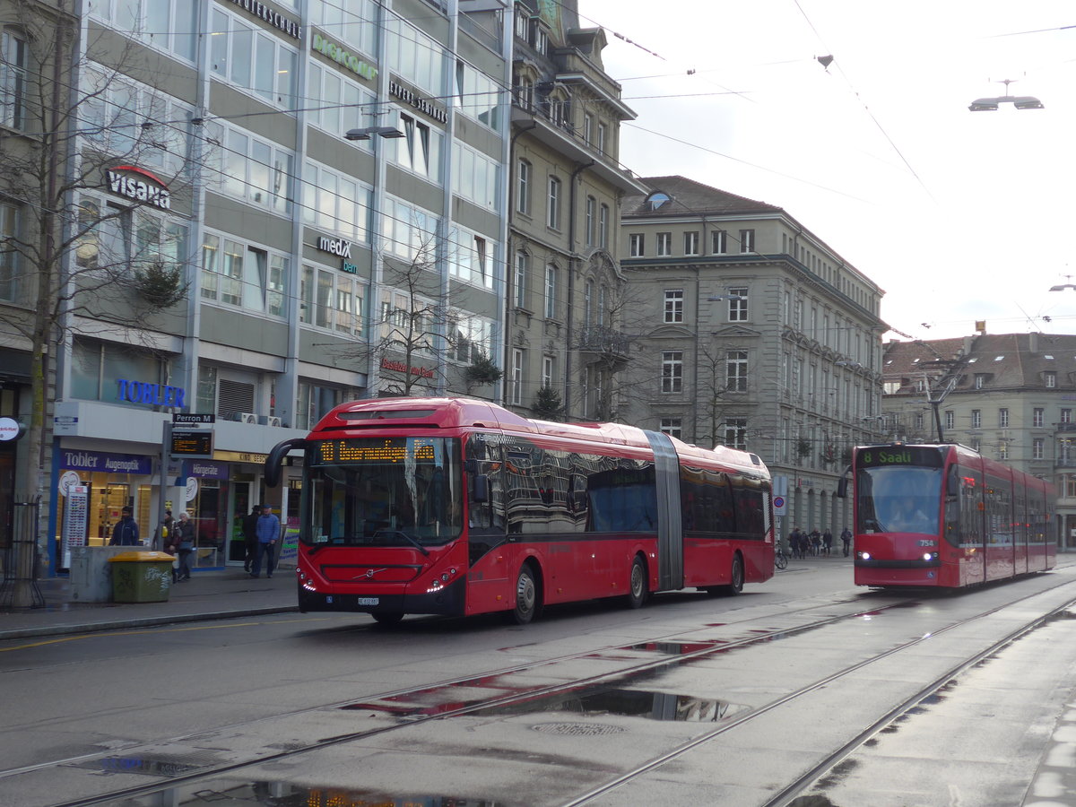 (199'908) - Bernmobil, Bern - Nr. 887/BE 832'887 - Volvo am 10. Dezember 2018 beim Bahnhof Bern