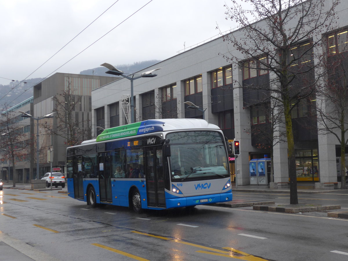 (200'007) - VMCV Clarens - Nr. 410/VD 144'815 - Van Hool (ex Nr. 110) am 17. Dezember 2018 beim Bahnhof Vevey