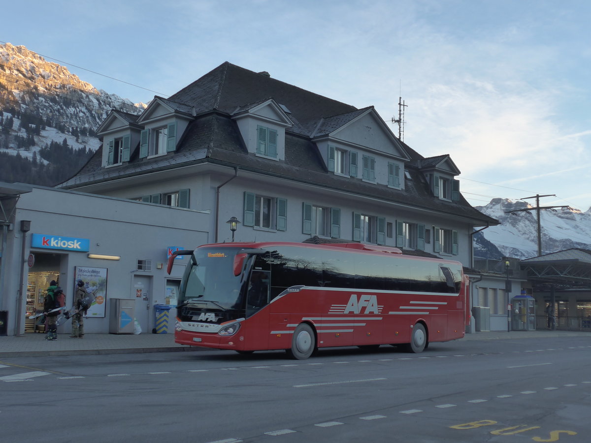 (200'248) - AFA Adelboden - Nr. 26/BE 26'708 - Setra am 25. Dezember 2018 beim Bahnhof Frutigen