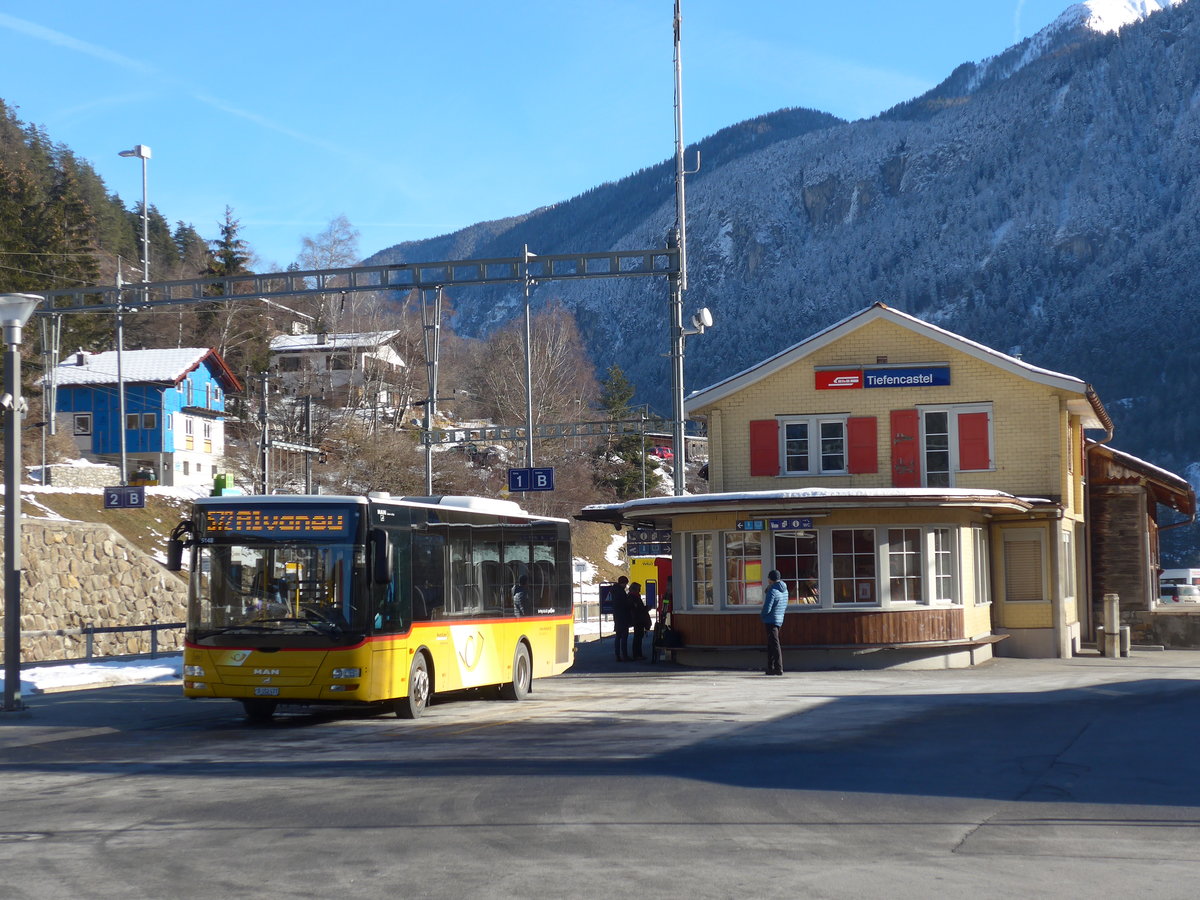 (200'303) - Bossi&Hemmi, Tiefencastel - GR 152'471 - MAN/Gppel am 26. Dezember 2018 beim Bahnhof Tiefencastel