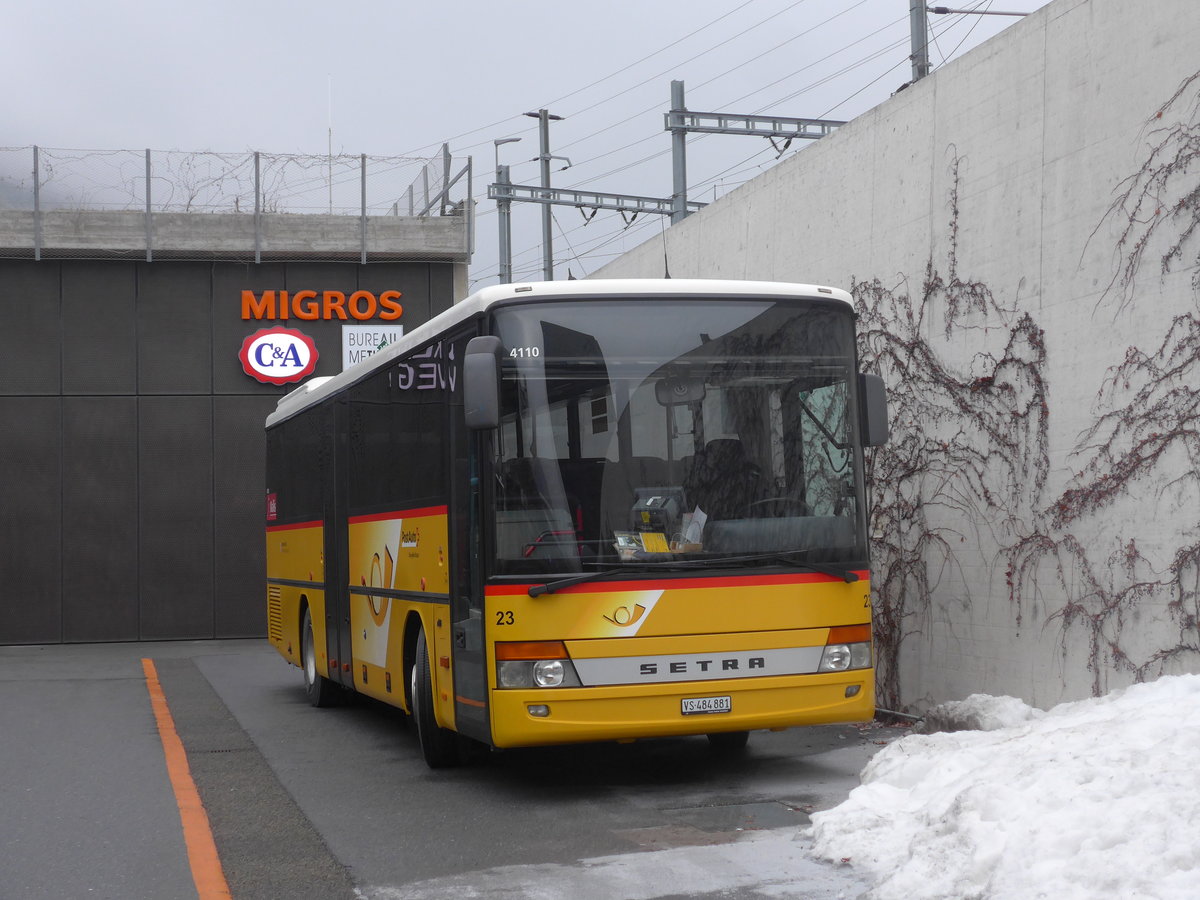 (200'328) - Jaggi, Kippel - Nr. 23/VS 484'881 - Setra am 30. Dezember 2018 beim Bahnhof Visp