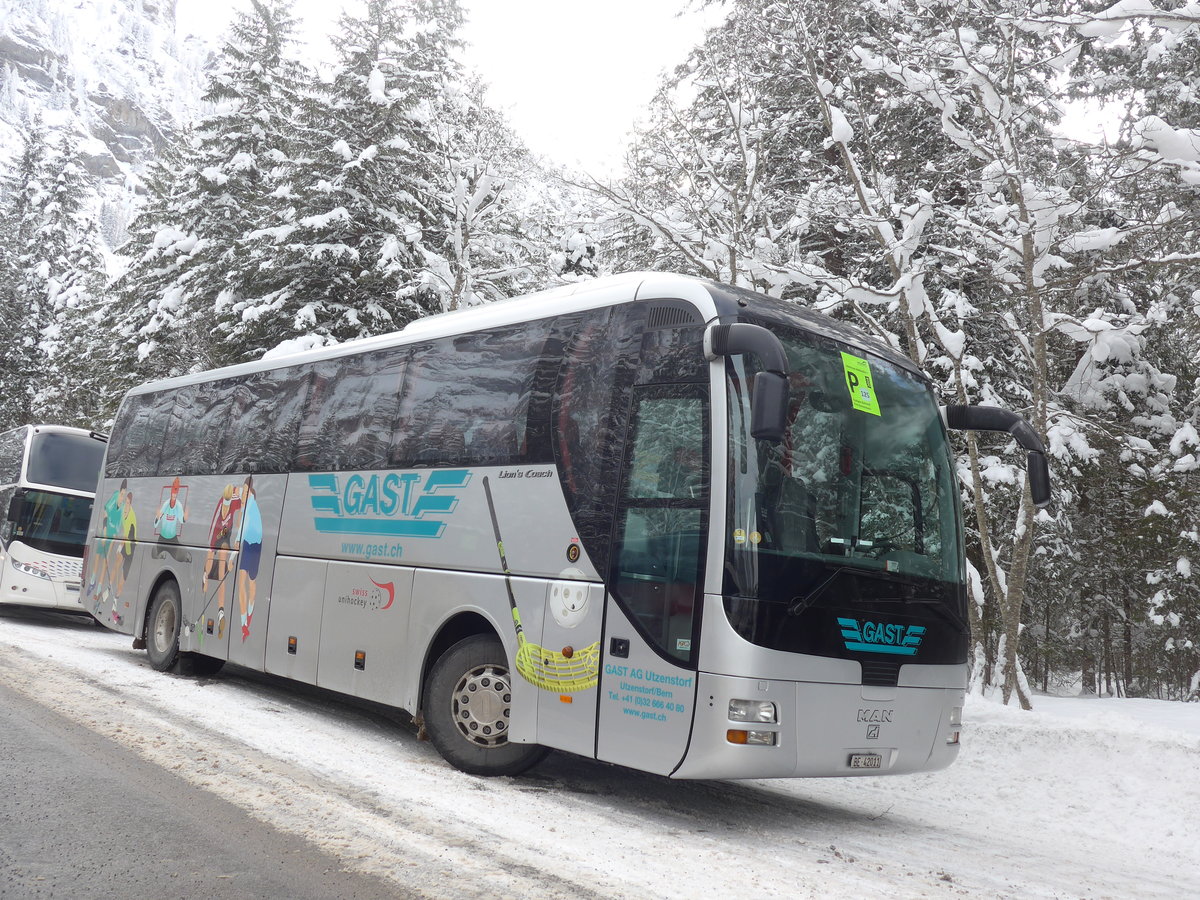 (200'937) - Gast, Utzenstorf - BE 42'011 - MAN am 12. Januar 2019 in Adelboden, Unter dem Birg