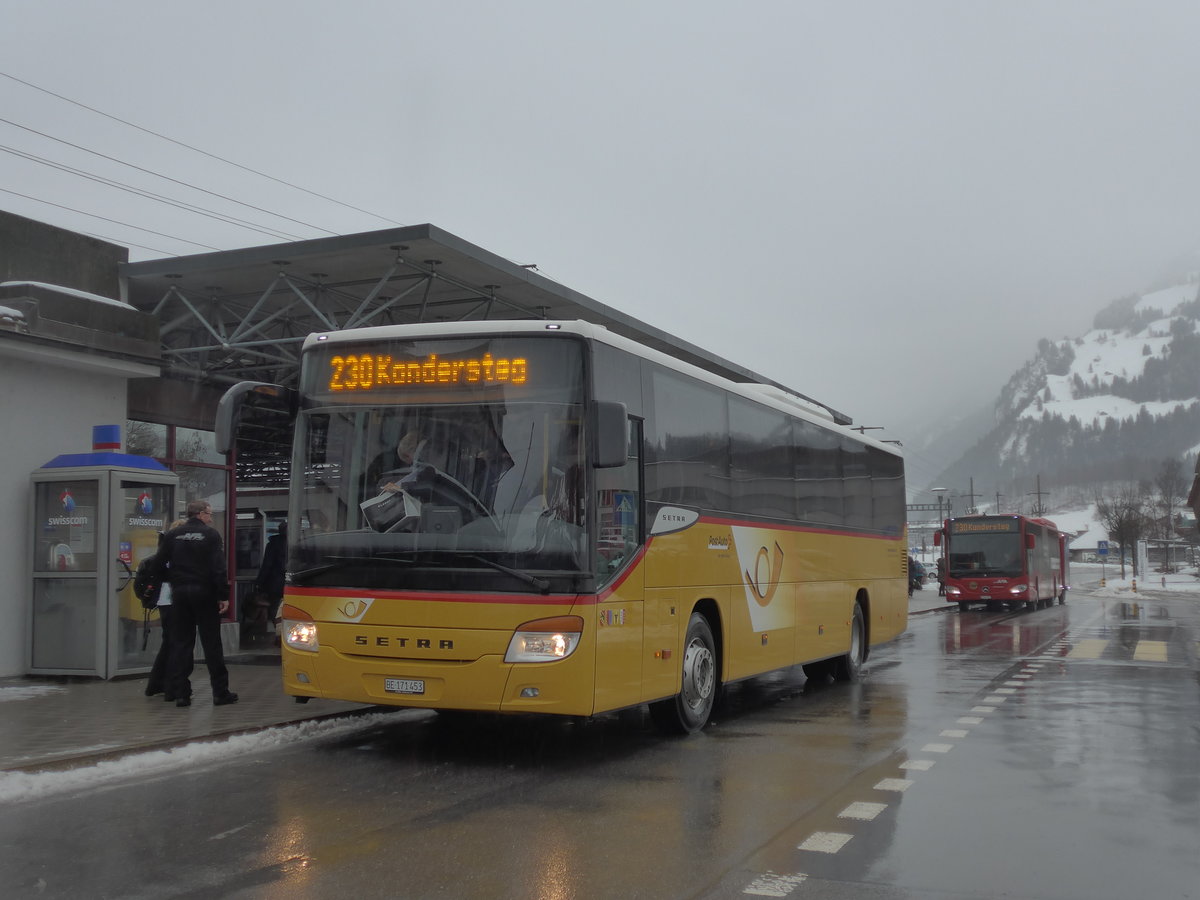 (201'191) - AVG Meiringen - Nr. 73/BE 171'453 - Setra am 13. Januar 2019 beim Bahnhof Frutigen (Einsatz AFA)