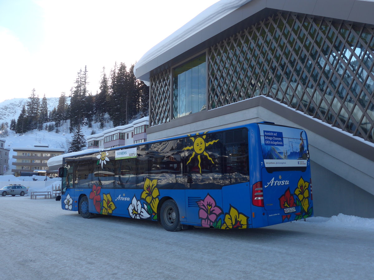 (201'295) - Pfosi, Arosa - Nr. 7/GR 154'247 - Mercedes am 19. Januar 2019 beim Bahnhof Arosa