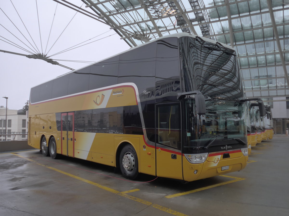 (201'380) - PostAuto Graubnden - GR 170'403 - Van Hool am 2. Februar 2019 in Chur, Postautostation