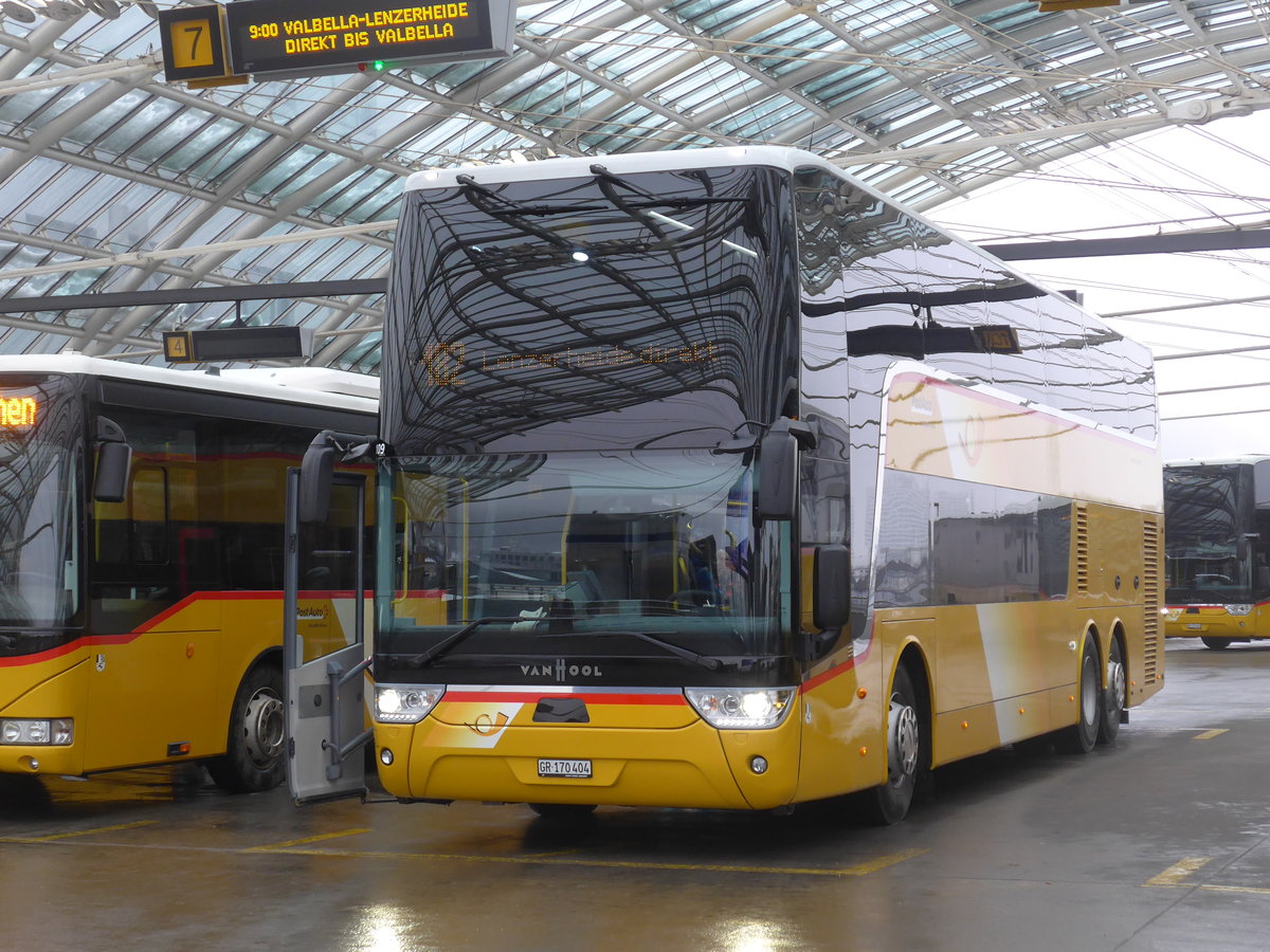 (201'382) - PostAuto Graubnden - GR 170'404 - Van Hool am 2. Februar 2019 in Chur, Postautostation