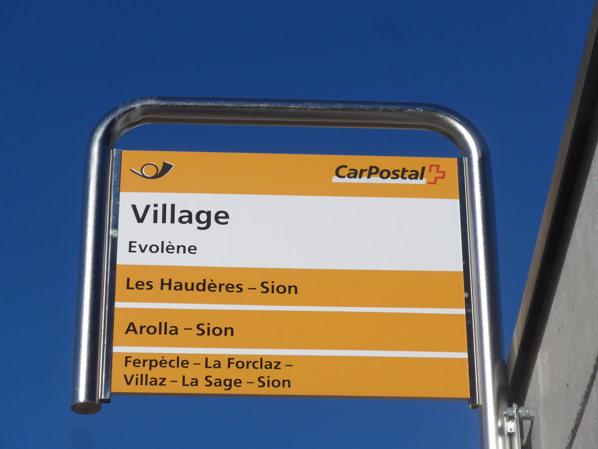 (201'751) - PostAuto-Haltestelle - Evol�ne, Village - am 24. Februar 2019