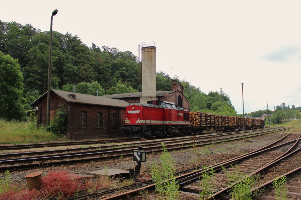 202 597-1 der EBS zu sehen am 07.07.14 bei der Ausfahrt in Lobenstein/Th�r.
Bild des Monats Juli.2014