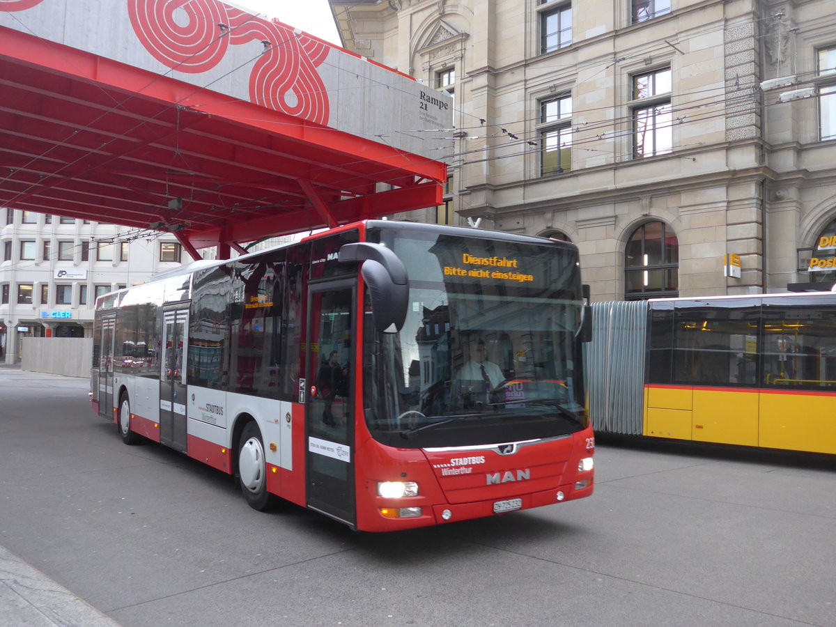 (202'001) - SW Winterthur - Nr. 232/ZH 725'232 - MAN am 4. Mrz 2019 beim Hauptbahnhof Winterthur