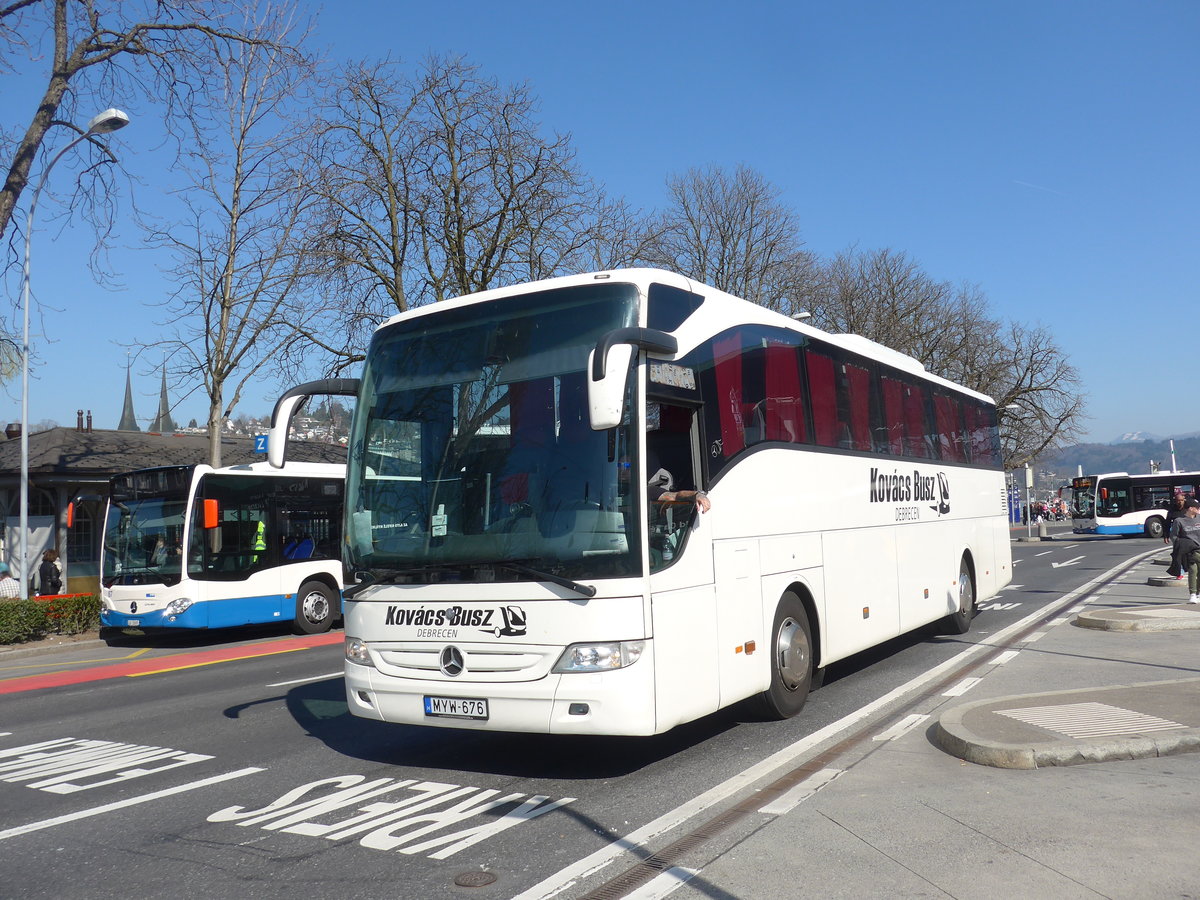 (202'996) - Aus Ungarn: Kovcs, Debrecen - MYW-676 - Mercedes am 23. Mrz 2019 beim Bahnhof Luzern