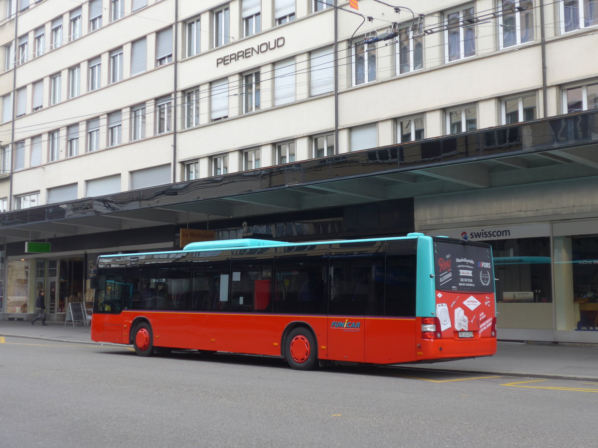 (203'664) - Funi-Car, Biel - Nr. 2/BE 424'202 - MAN am 14. April 2019 beim Bahnhof Biel