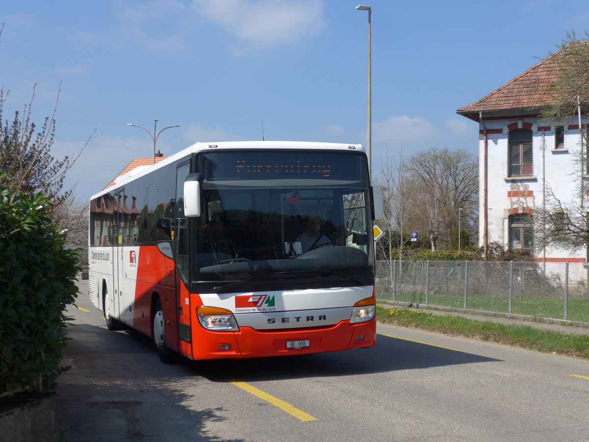 (203'754) - CJ Tramelan - Nr. 120/BE 998 - Setra am 15. April 2019 in Vendlincourt, Route d'Alle