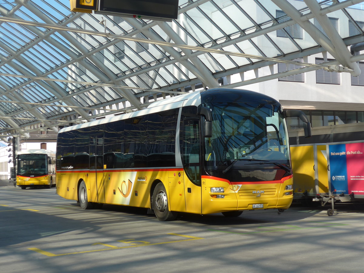 (203'800) - PostAuto Graubnden - GR 162'973 - MAN am 19. April 2019 in Chur, Postautostation