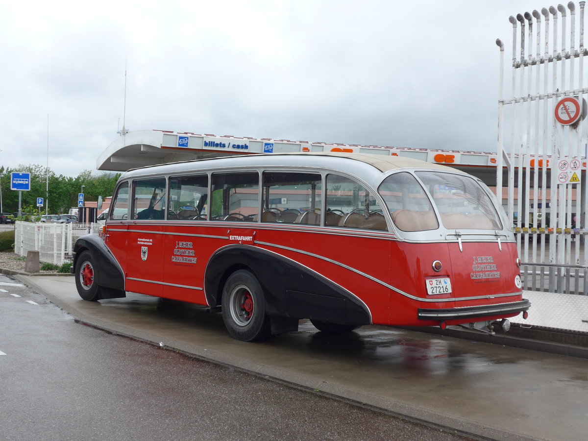 (203'937) - Aus der Schweiz: Meier, Grt - Nr. 12/ZH 27'216 - FBW/R&J (ex Wespe, Altsttten; ex AFA Adelboden Nr. 12) am 26. April 2019 in Orschwiller, Raststtte