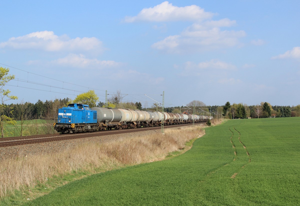 204 022 der PRESS ist am 06.04.14 mit einem Kesselzug an der Sch�psdrehe nahe Plauen/V. zusehen. Gru� zur�ck an den Tf!