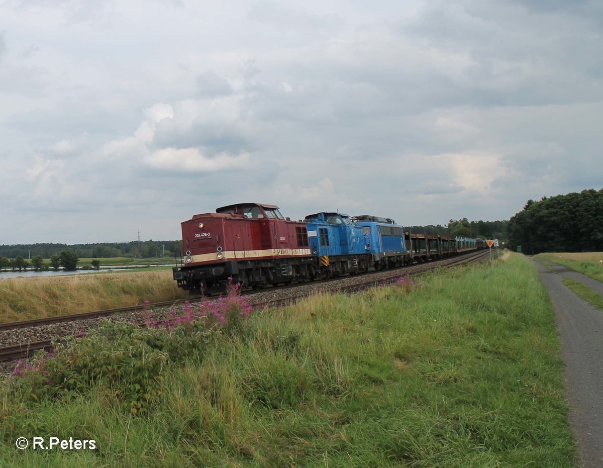 204 425 + 204 011 + 140 007 mit dem leer Autozug nach Mosel bei Oberteich. 05.08.16