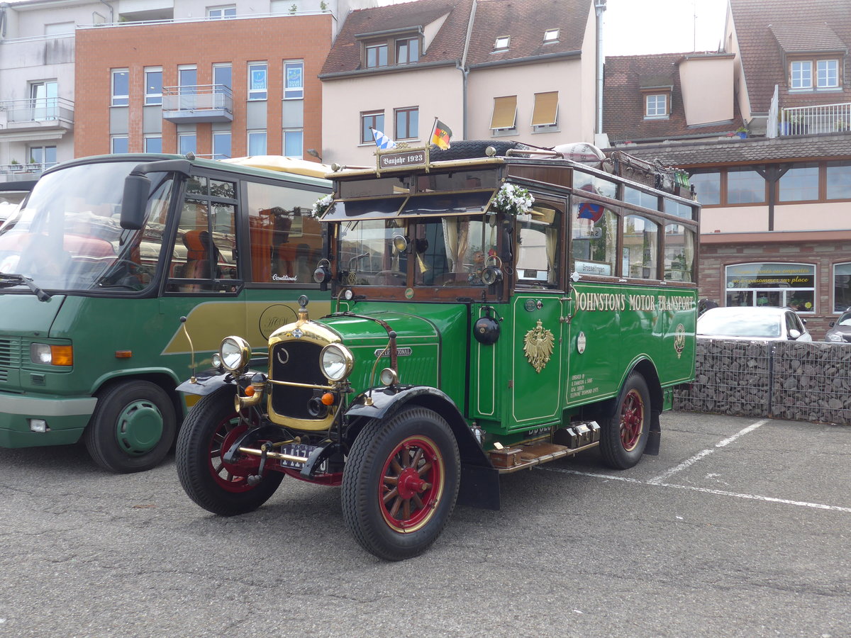 (204'091) - Aus Deutschland: Gross - DON 0754 - International (ex Johnston, GB-Richmond) am 26. April 2019 in Haguenau, Parkplatz