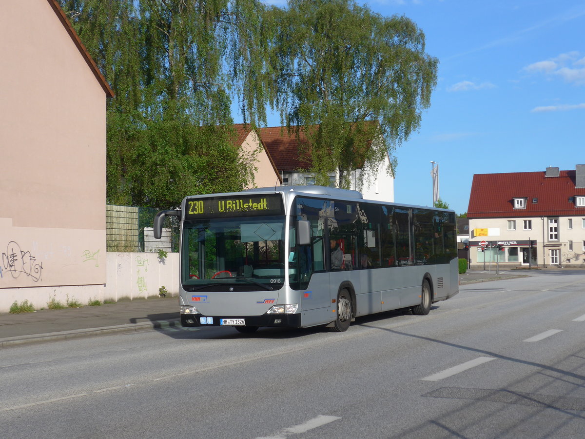 (204'876) - VHH Hamburg - Nr. 916/HH-TY 1326 - Mercedes am 11. Mai 2019 in Hamburg, U-Bahnhof Billstedt