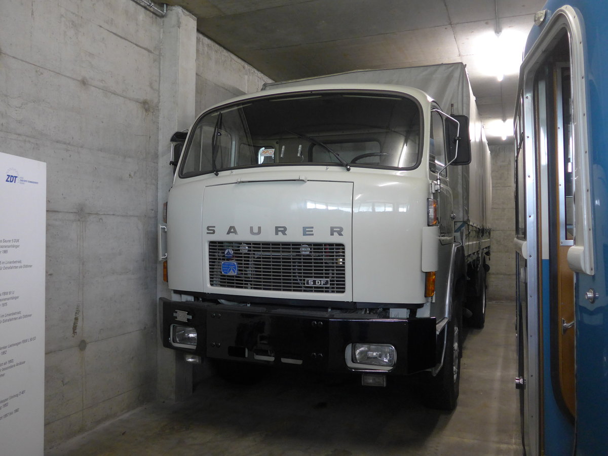 (205'234) - ZVB Zug - Nr. 460 - Saurer am 18. Mai 2019 in Neuheim, ZDT