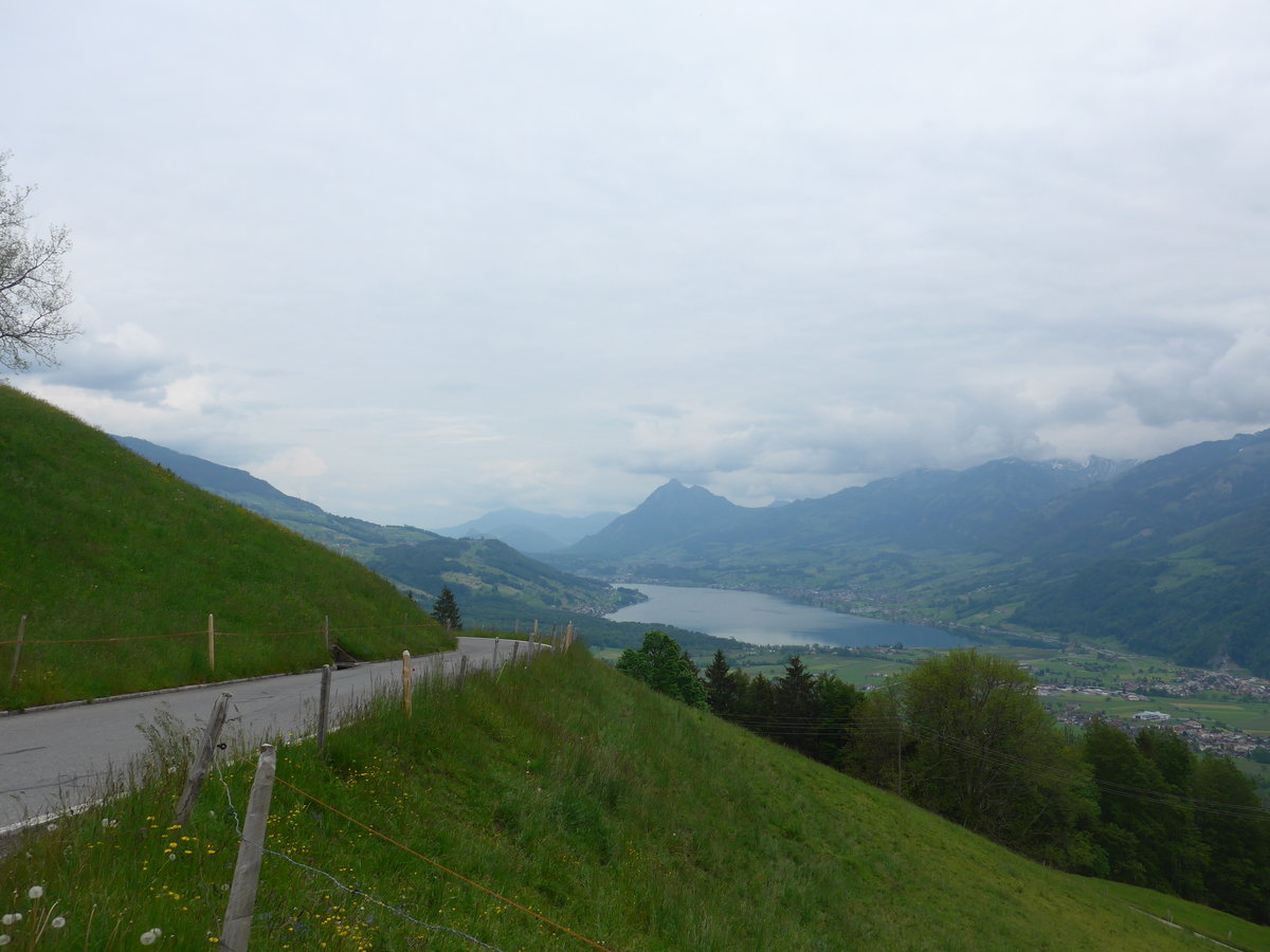 (205'550) - Der Lungernsee am 27. Mai 2019 von Buechenegg-Giswil aus