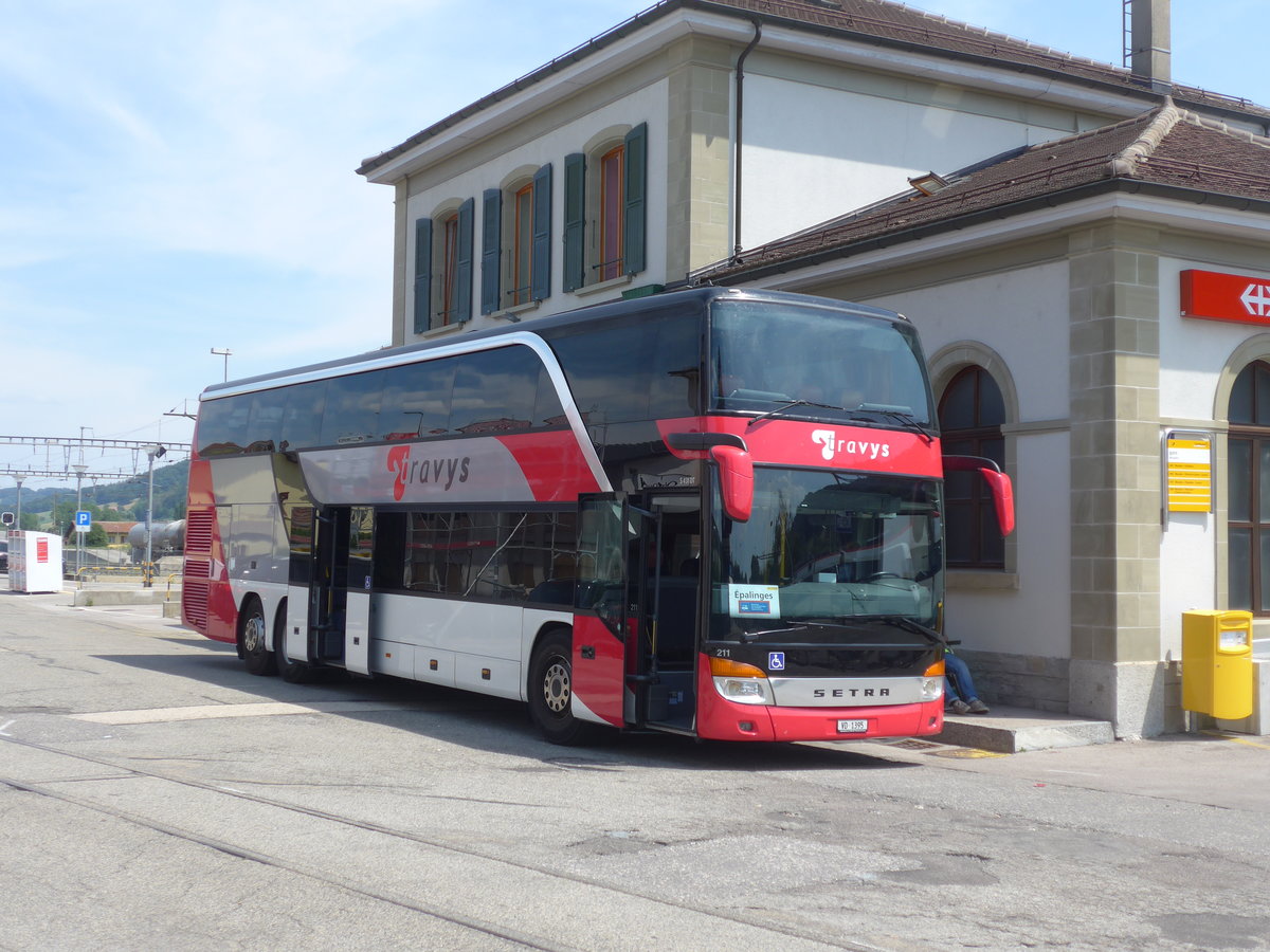 (208'102) - TRAVYS Yverdon - Nr. 211/VD 1395 - Setra am 22. Juli 2019 beim Bahnhof Moudon