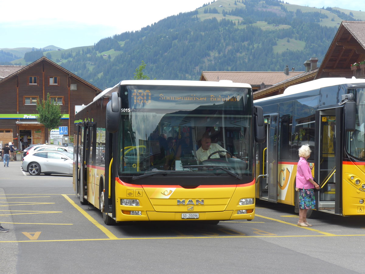 (208'546) - Steiner, Messen - SO 20'096 - MAN am 5. August 2019 beim Bahnhof Gstaad