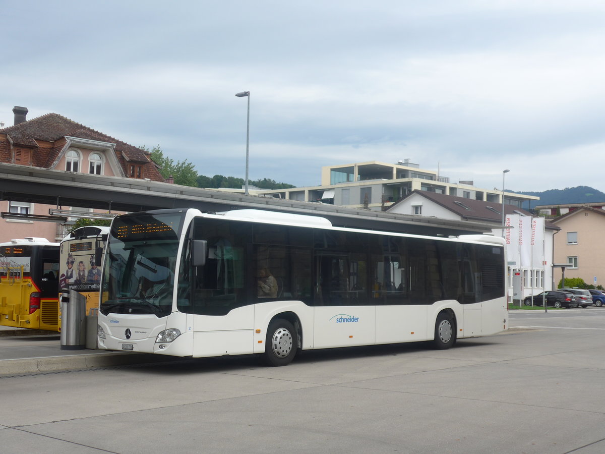 (208'896) - Schneider, Ermenswil - Nr. 2/SG 189'770 - Mercedes am 17. August 2019 beim Bahnhof Uznach