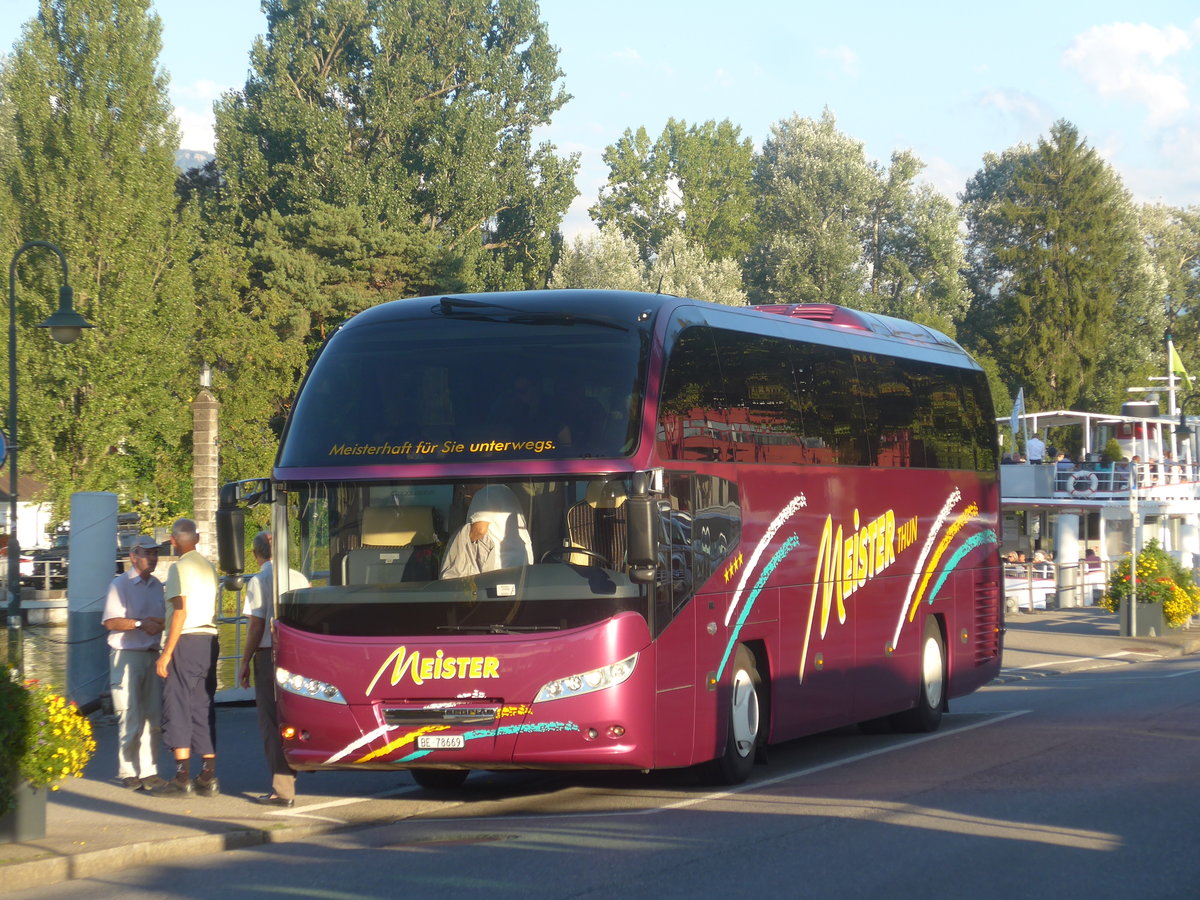 (209'308) - Meister, Thun - BE 78'669 - Neoplan am 4. September 2019 bei der Schifflndte Thun