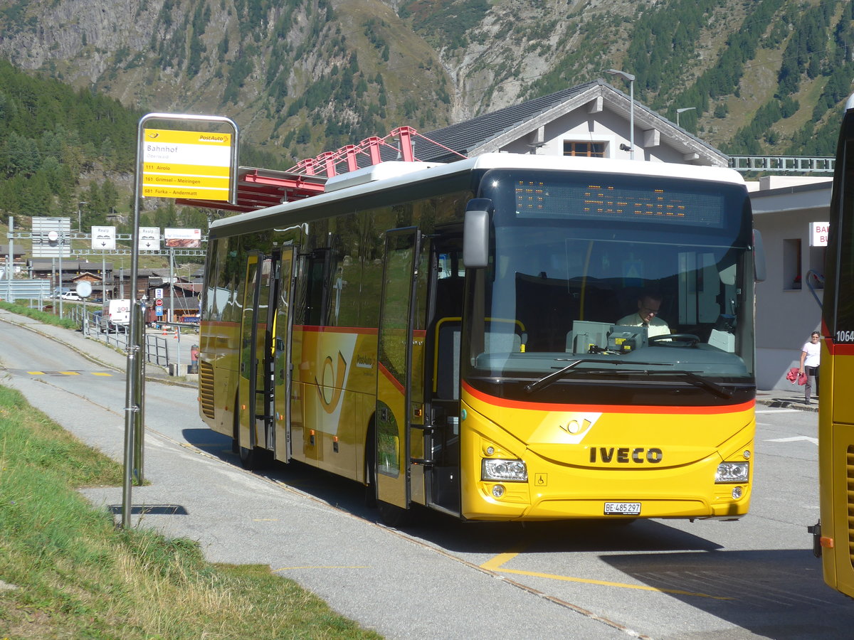 (209'847) - PostAuto Bern - BE 485'297 - Iveco am 28. September 2019 beim Bahnhof Oberwald