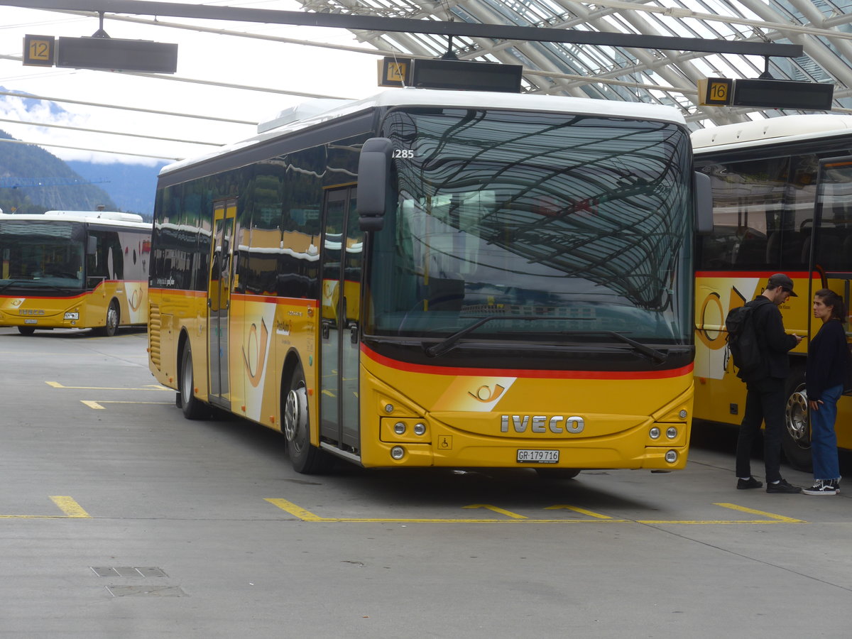 (209'996) - PostAuto Graubnden - GR 179'716 - Iveco am 6. Oktober 2019 in Chur, Postautostation