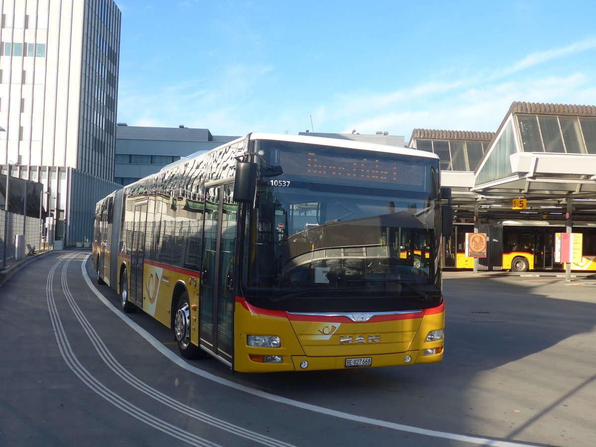 (210'064) - PostAuto Bern - Nr. 668/BE 827'668 - MAN am 12. Oktober 2019 in Bern, Postautostation