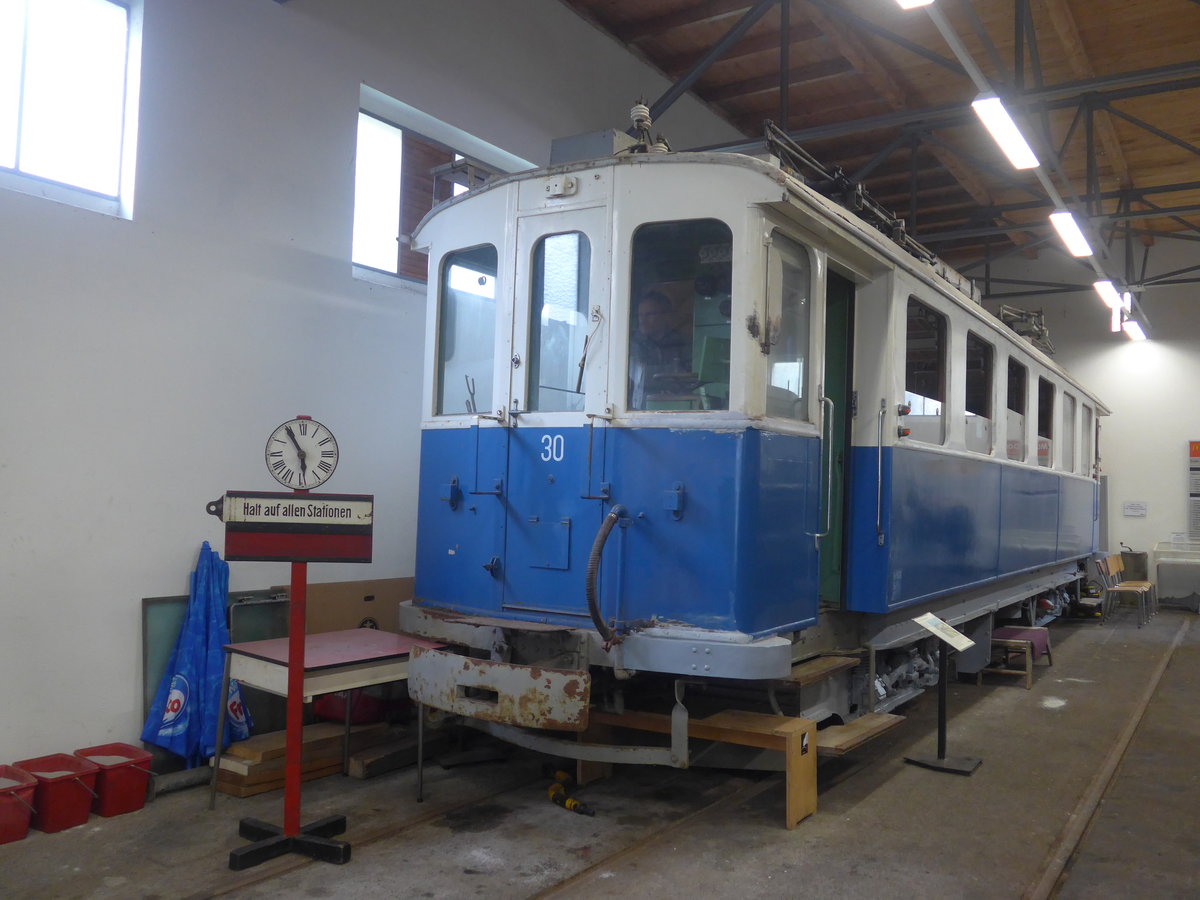 (210'415) - VBW-Triebwagen - Nr. 30 - am 20. Oktober 2019 in Bern, Weissenb�hl