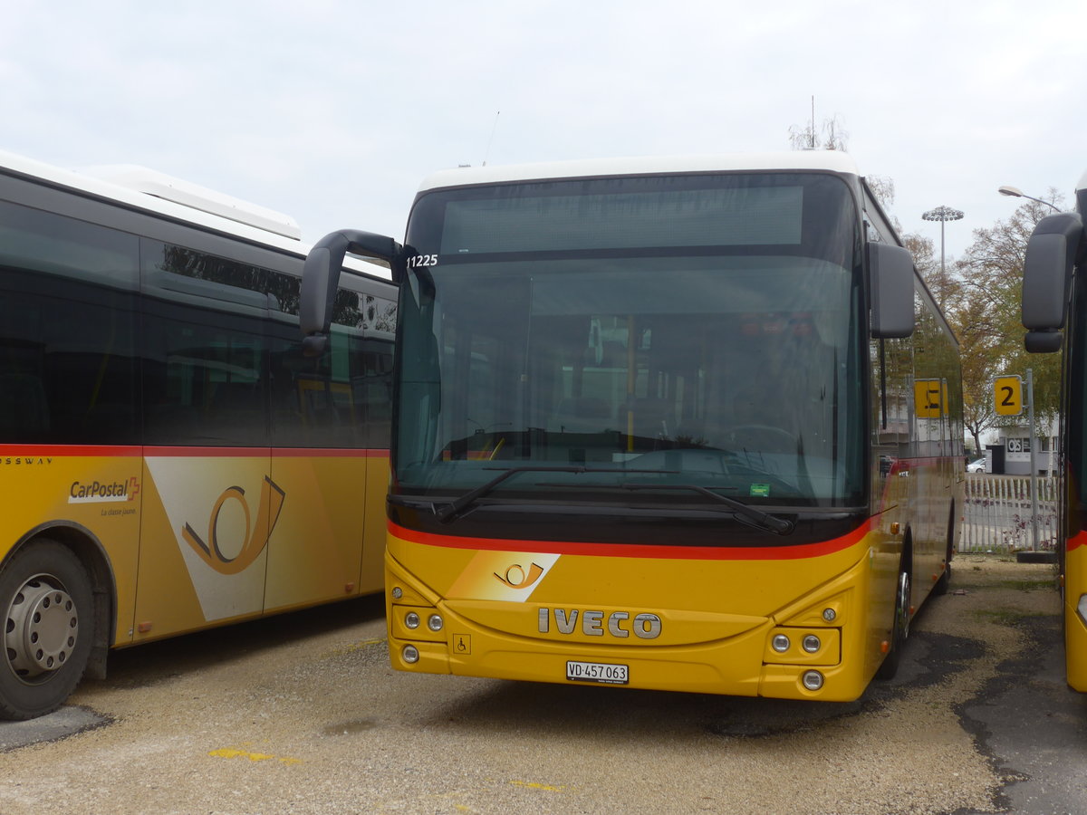 (210'876) - CarPostal Ouest - VD 457'063 - Iveco am 9. November 2019 in Yverdon, Garage