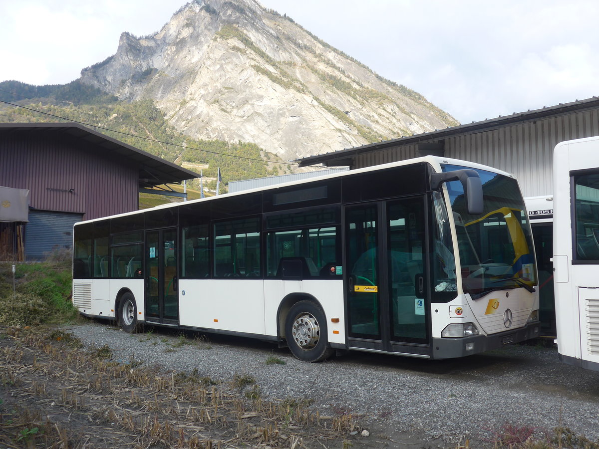 (210'932) Buchard, Leytron - Nr. 66 - Mercedes (ex MBC Morges Nr. 71) am 9. November 2019 in Leytron, Garage