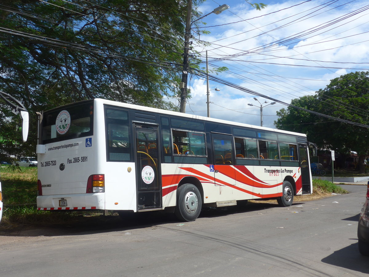 (211'345) - La Pampa, Liberia - 3174 - Daewoo am 15. November 2019 in Liberia