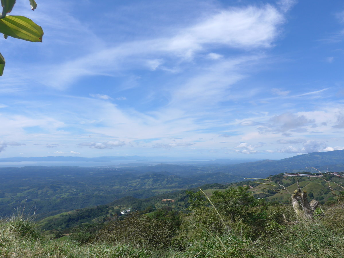 (211'564) - Blick auf den Golf von Nicoya am 18. November 2019 von Rio J�sus aus