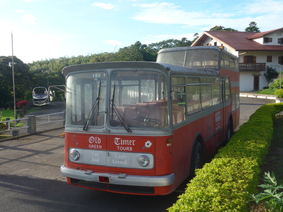 (211'721) - Ulrich, Nuevo Arenal - FBW/Vetter-R&J Anderthalbdecker (ex Wespe, CH-Altsttten; ex AFA Adelboden/CH Nr. 6) am 19. November 2019 in Nuevo Arenal, Los Hroes