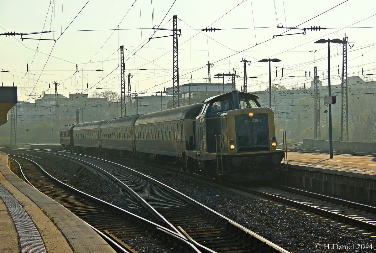 212 039 am 29.03.2014 in Essen Hbf.