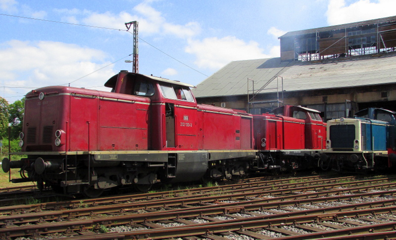 212 133-2, 212 062-3 und 212 001-2 standen beim Lokschuppen-Fest am Lokschuppen in Hanau.